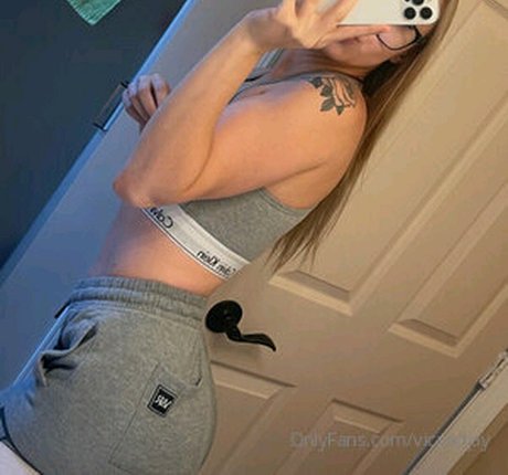 Victoriax018 pornstar high quality picture