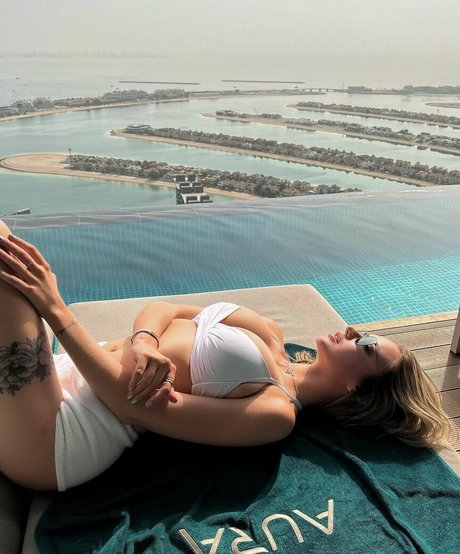 Mary Nabokova model photo