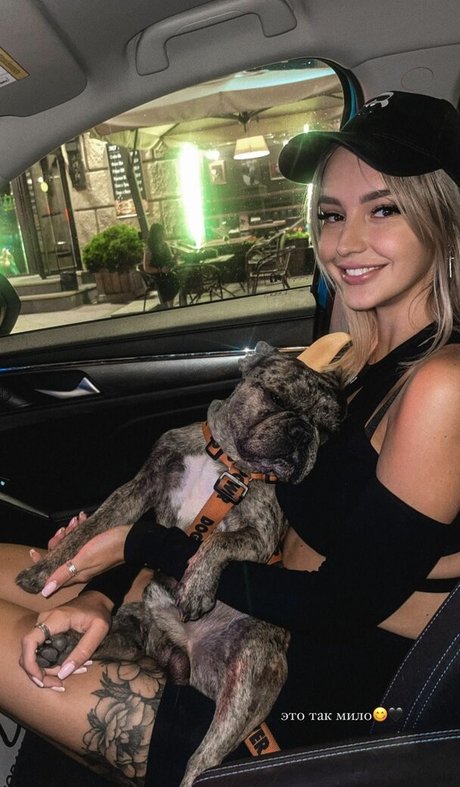 Mary Nabokova model nude photo