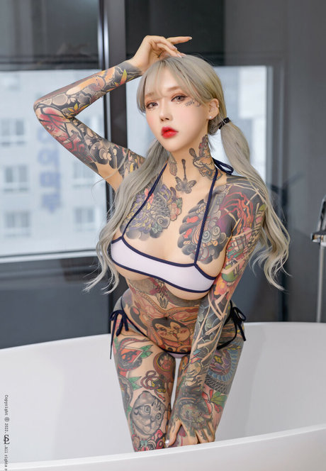 Yoko Quick model image