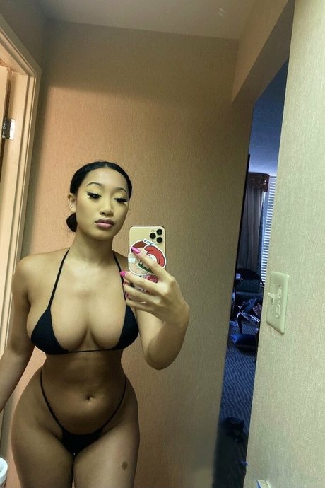 Drew valentina Quick model image