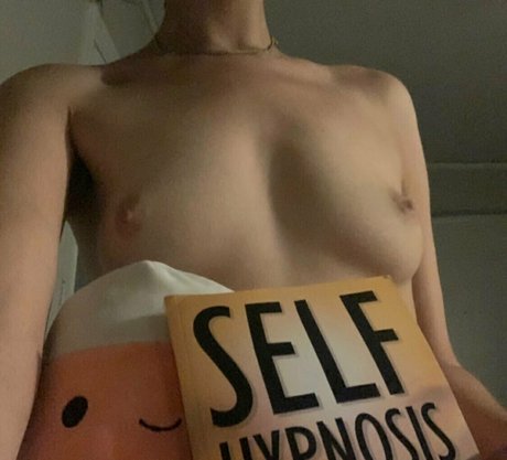 zarazady naked model pics