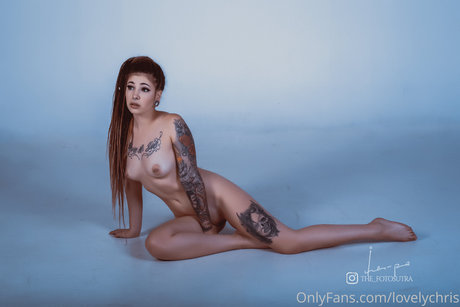 lovelychris Quick model image