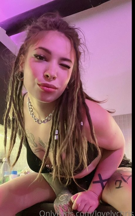 female popular onlyfans sexy galleries