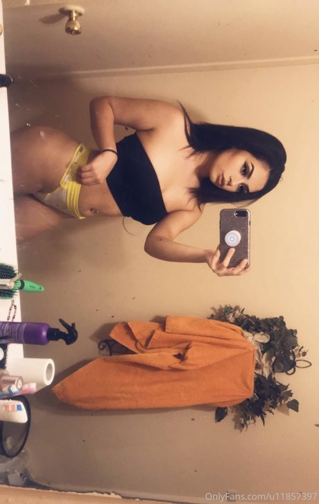 _TaniaVega star pornographic pics