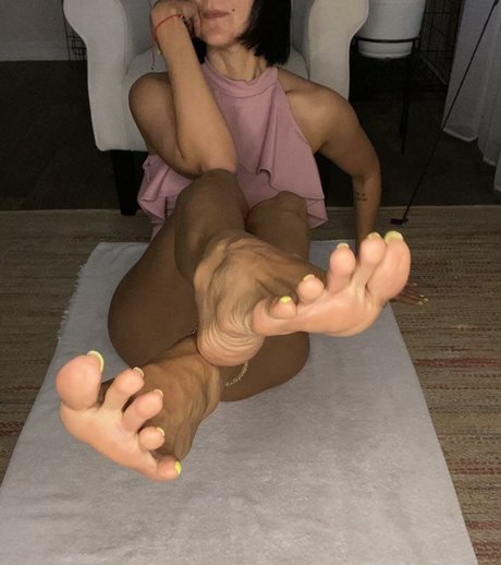 Laprettyfeet4 sex star gallery