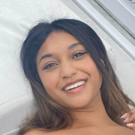 peachyneesh_ exclusive actress img