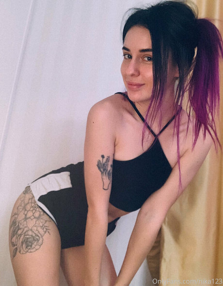 Nika123 exclusive model img
