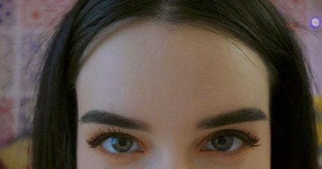 Nika123 nude model picture