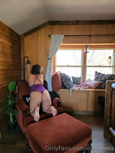 Emgaudy3333 star naked gallery