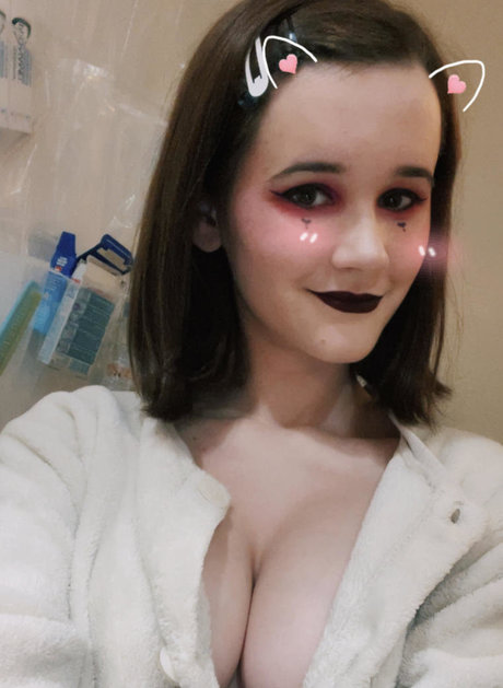 Jani Veve free model image