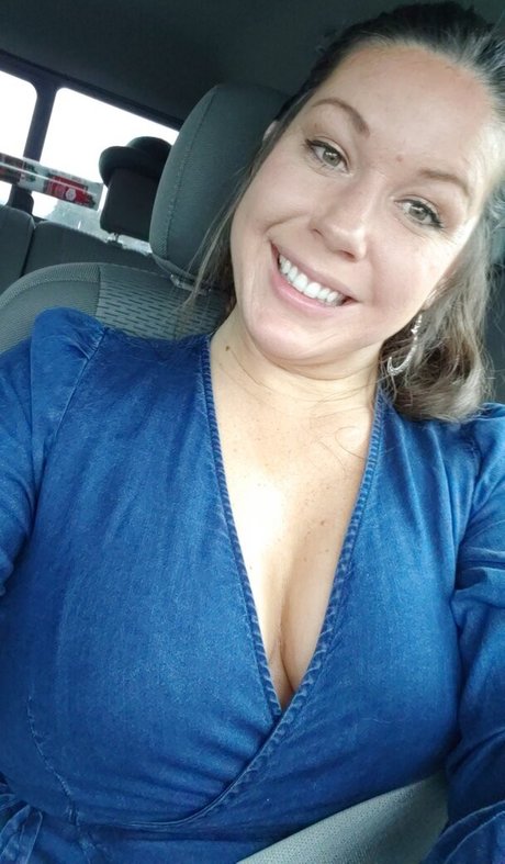 eyes onlyfans nudes image