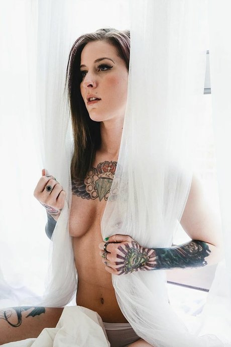 Cassie Robb BKFC hot star photo