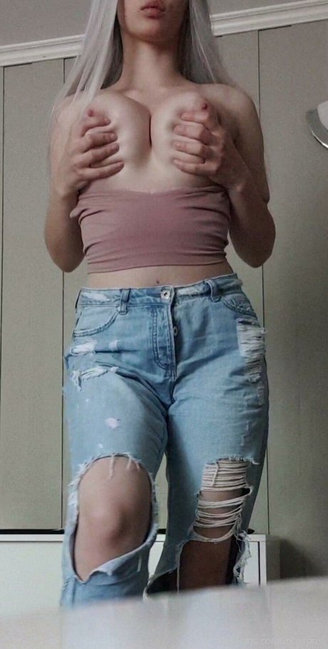 Wildlotus model beautiful pics