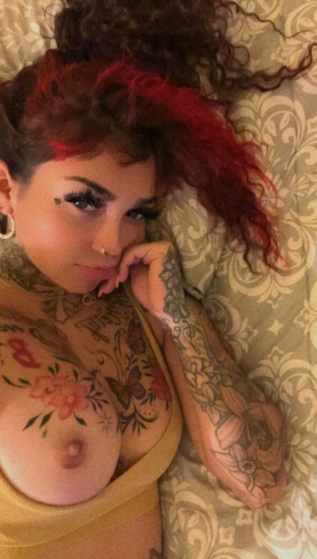 Ring Bells model nude pics