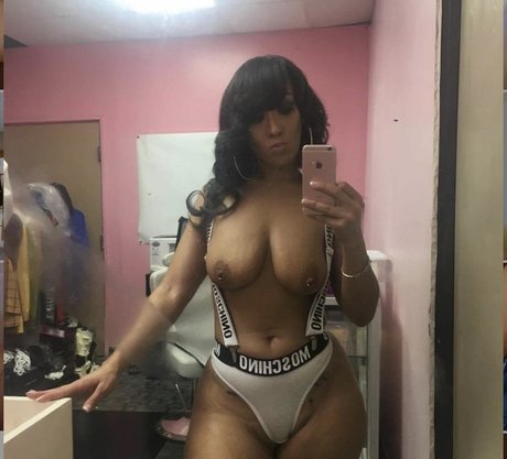 Kendra Kouture pornographic actress pictures