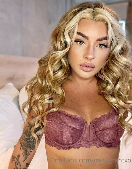 daisygrantxo hd pornstar photo