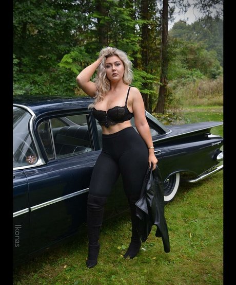 yoursnikita pornstar beautiful pics