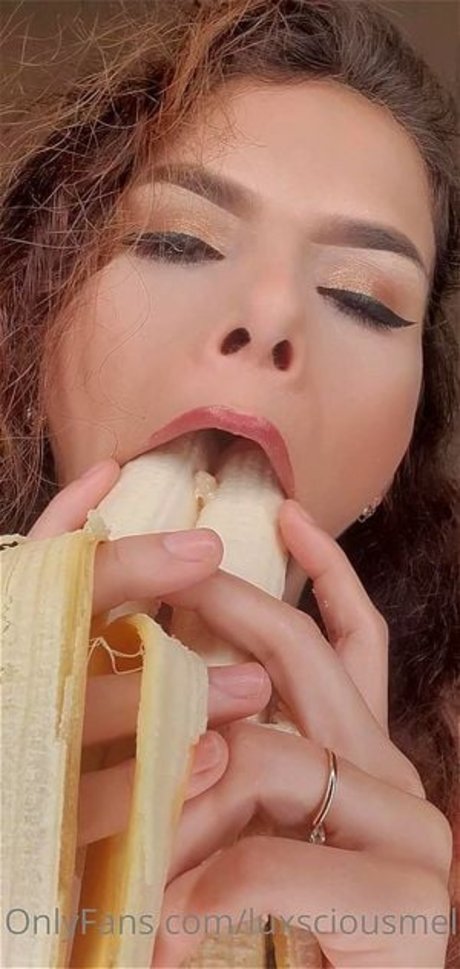 Lusxcious Mel pornstar adult photos