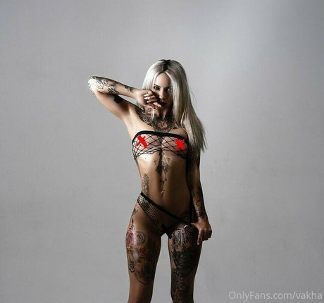Vakhanalia erotic pornstar pic