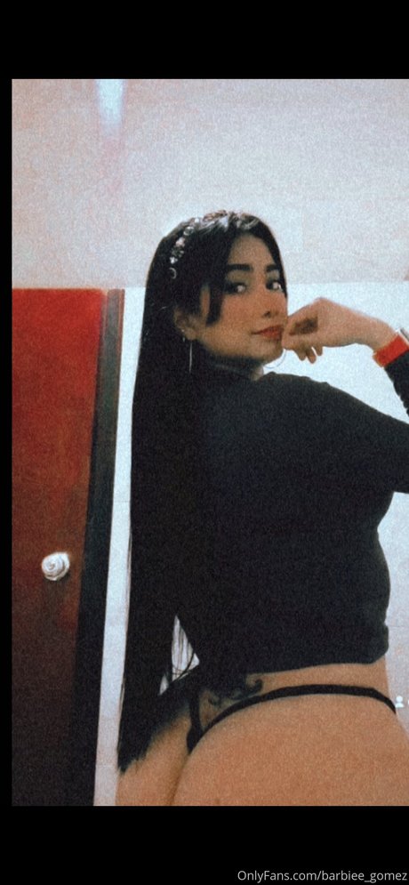 Barbiee Gomez exclusive model photos