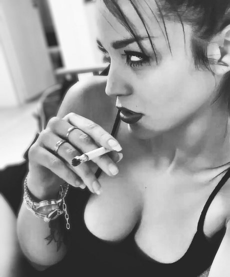 chinagranj nude actress images