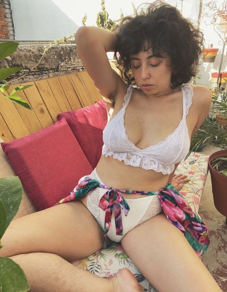 Lafappiana model nude images