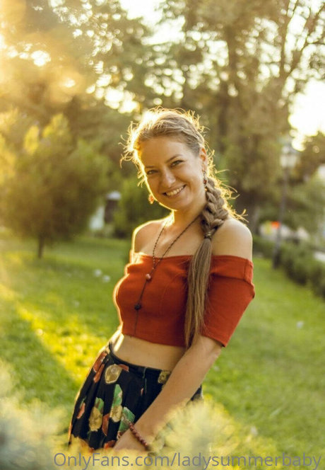 actress onlyfans hot sexy photo