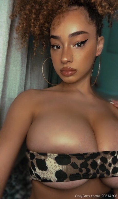 trans free onlyfans pornographic images