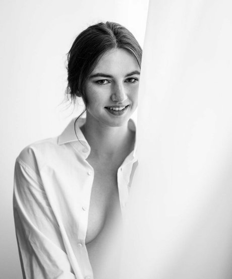 Anna Tauber model hd gallery