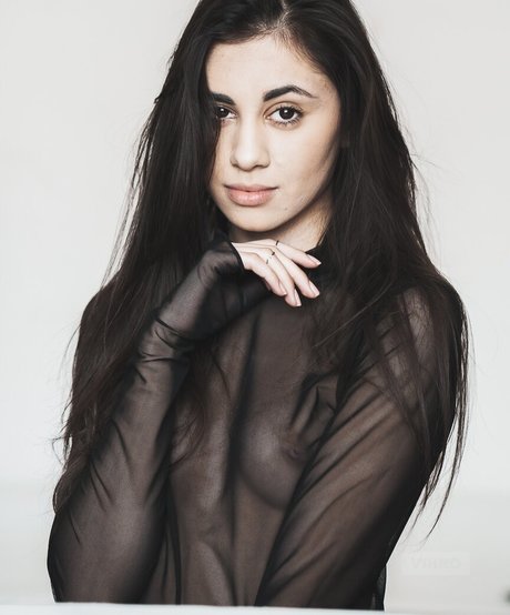 Vihro sexy actress gallery