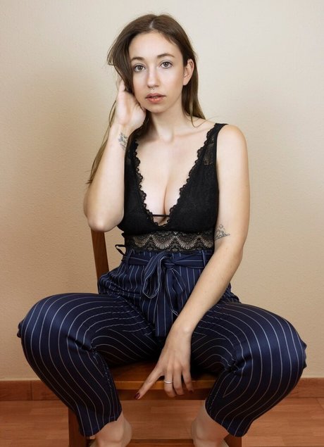 Lada Amores high quality model images