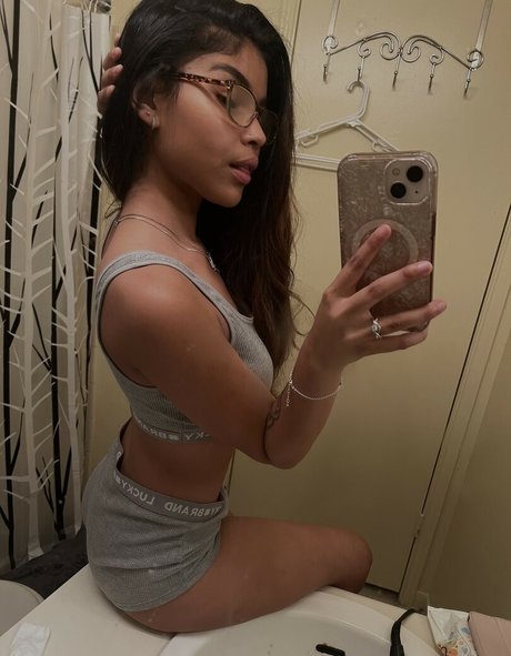 Urfavvsugarrushh model adult image