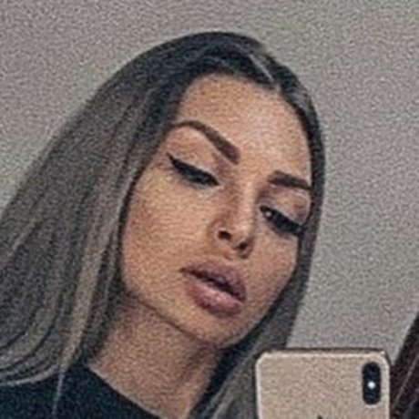 Katti Bugatti porn model image