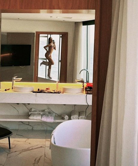 Anna Cangussu xxx star picture