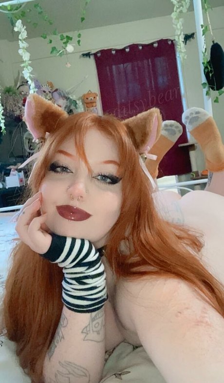 Ditsybear nudes model img