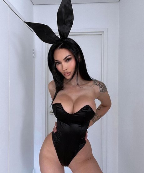 Celine Centino star sex galleries