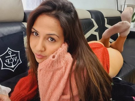 Miss Fantastic art actress pics