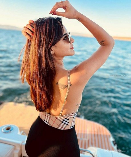 big ass lingerie onlyfans hot sexy photo