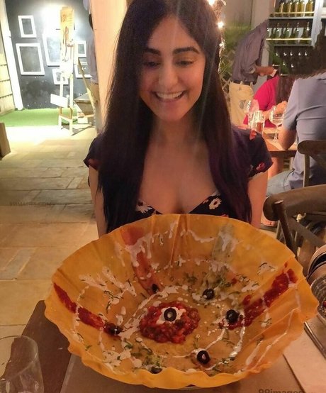 Adah Sharma naked model pictures