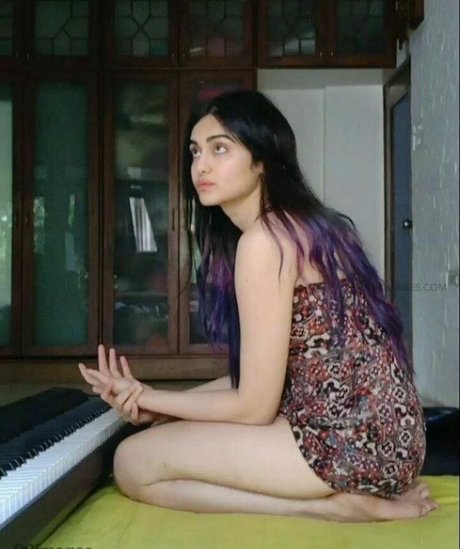 Adah Sharma best star archive
