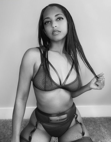 18 year old onlyfans adult pic