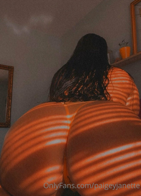 Paige Janette pretty actress archive