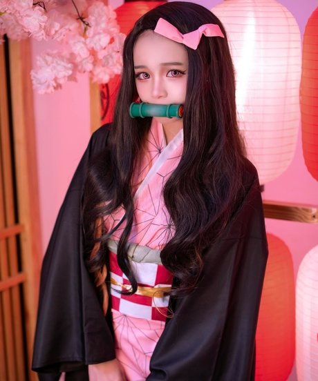 miholy model xxx img