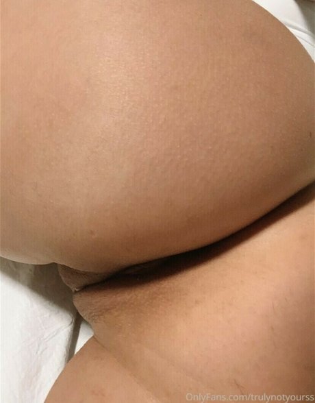 Yasmin Braga top pornstar archive