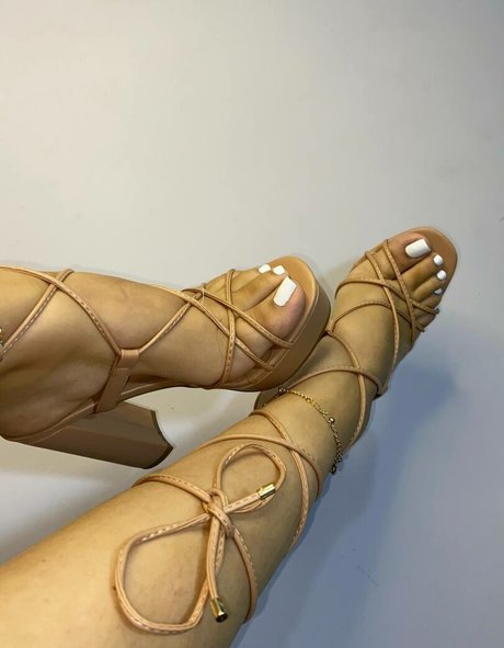 Adri Feet star xxx gallery