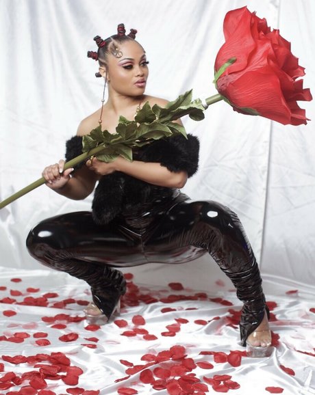 Kunoichimulan model erotic gallery