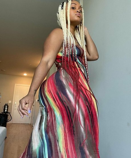 Kunoichimulan model beautiful photo