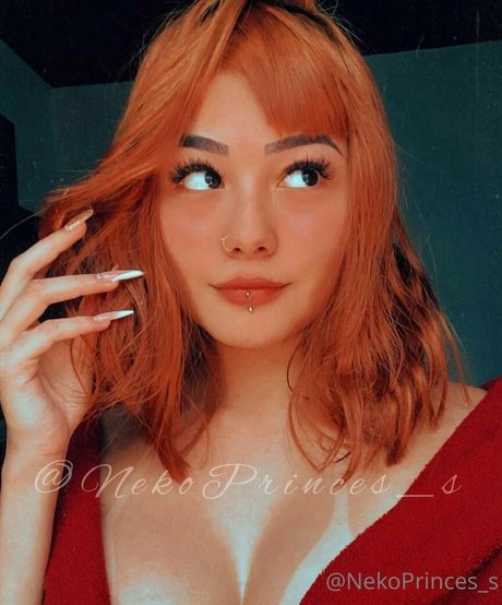 Nekoprinces s sexy actress picture