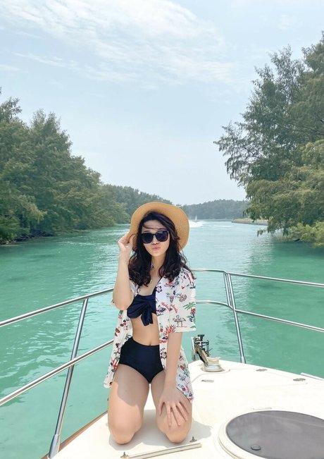 Livy Renata perfect pornstar gallery